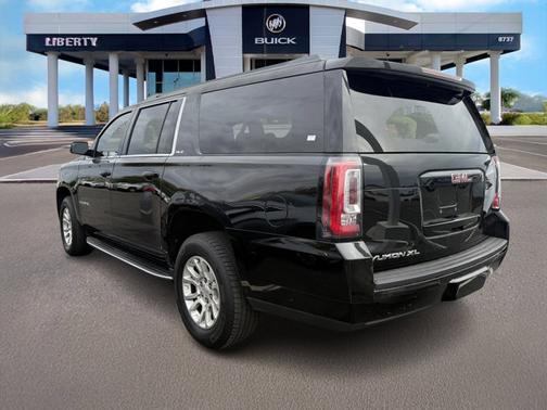 2018 GMC Yukon XL SLE