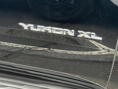2018 GMC Yukon XL SLE