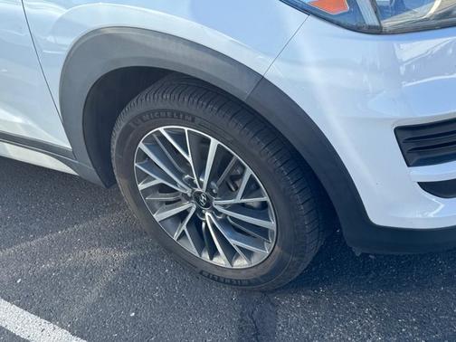 2019 Hyundai TUCSON SEL