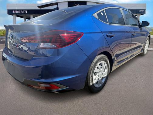 2019 Hyundai ELANTRA SE