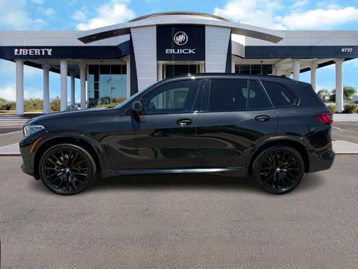 2023 BMW X5 M50i
