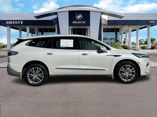 2023 Buick Enclave Premium