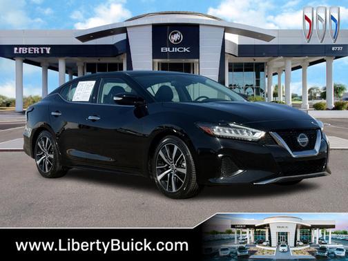 2022 Nissan Maxima SV