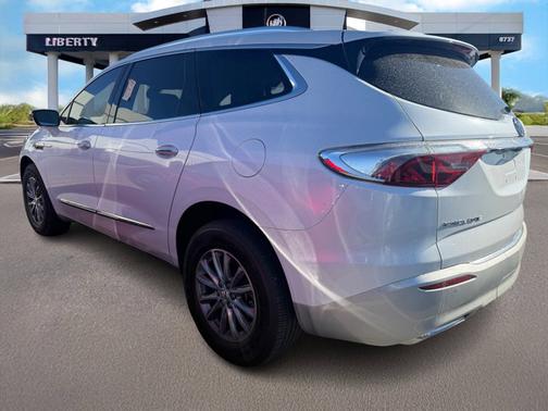 2023 Buick Enclave Premium