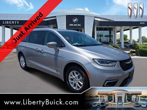 2021 Chrysler Pacifica Touring L