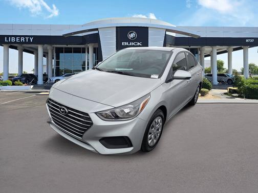 2022 Hyundai Accent SE
