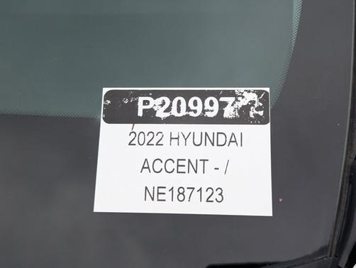 2022 Hyundai Accent SE