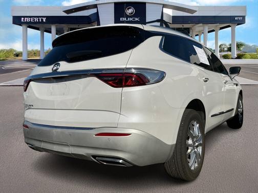 2023 Buick Enclave Premium