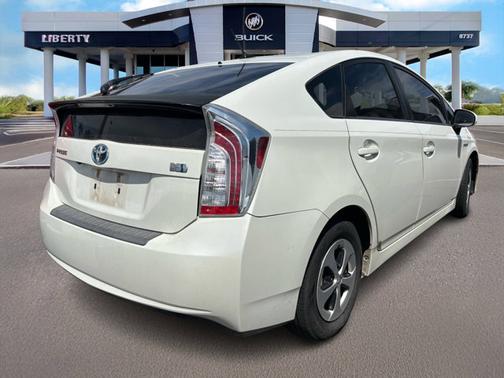 2013 Toyota Prius One