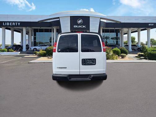 2022 Chevrolet Express 3500 LS