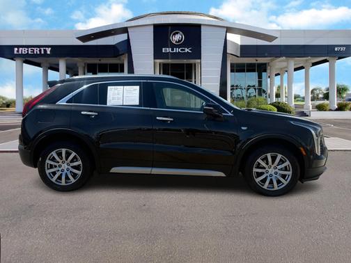 2023 Cadillac XT4 AWD Premium Luxury