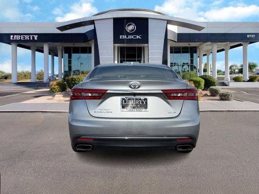 2018 Toyota Avalon XLE