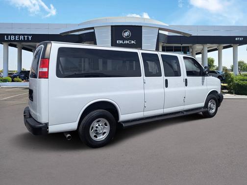 2020 Chevrolet Express 3500 LT