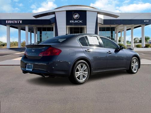 2012 INFINITI G25 Journey