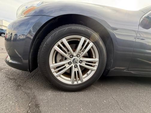 2012 INFINITI G25 Journey