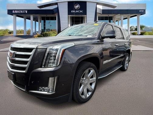 2017 Cadillac Escalade Luxury