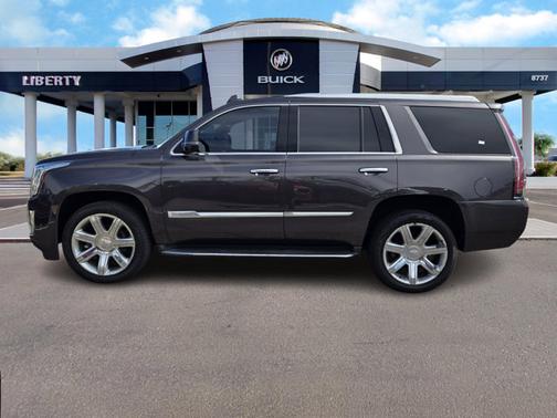 2017 Cadillac Escalade Luxury