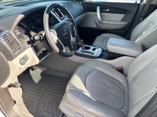 2010 GMC Acadia SLT2