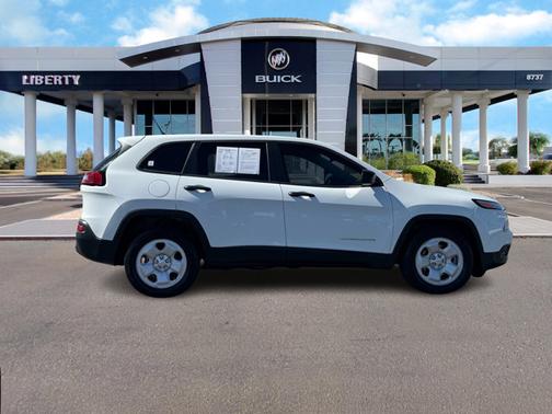 2016 Jeep Cherokee Sport