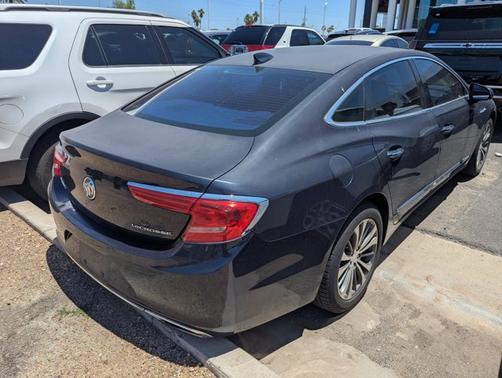 2017 Buick LaCrosse Essence