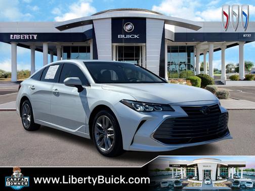 2020 Toyota Avalon XLE