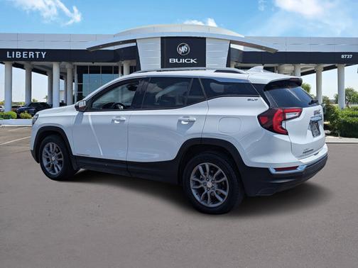 2024 GMC Terrain SLT