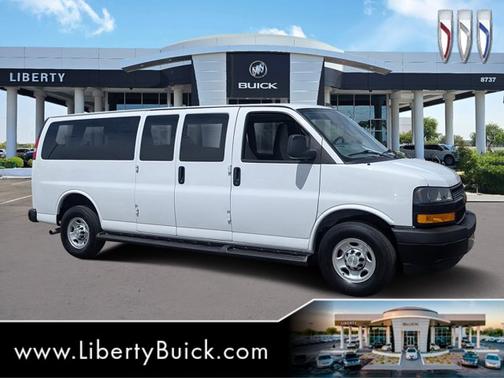 2022 Chevrolet Express 3500 LS