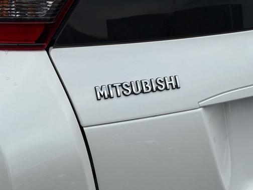 2019 Mitsubishi Eclipse Cross LE