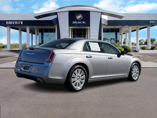 2013 Chrysler 300 300C