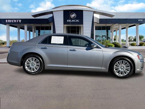2013 Chrysler 300 300C