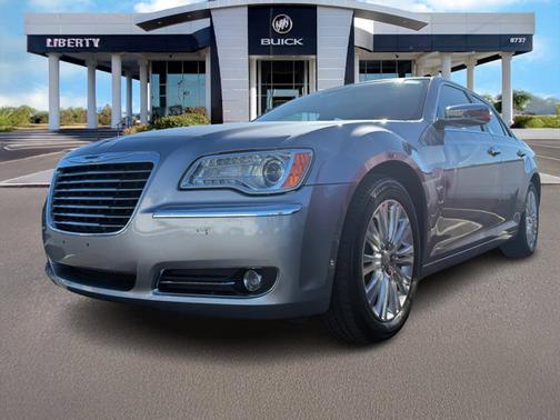 2013 Chrysler 300 300C