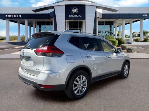 Brilliant Silver 2017 Nissan Rogue SV