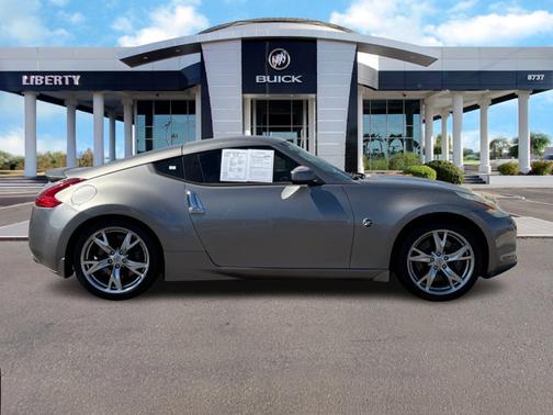 2010 Nissan 370Z Touring
