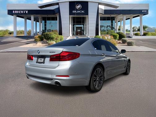 2019 BMW 530 i
