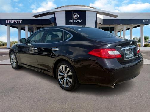 2013 INFINITI M35h Hybrid