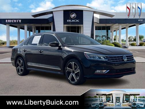 2017 Volkswagen Passat V6 SE w/Technology