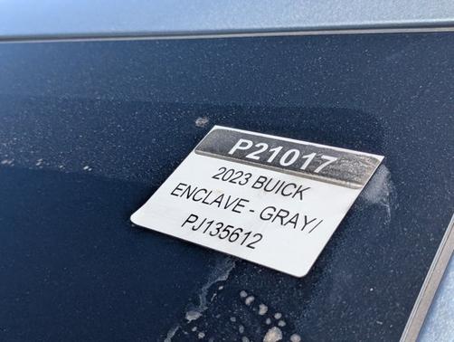 2023 Buick Enclave Essence