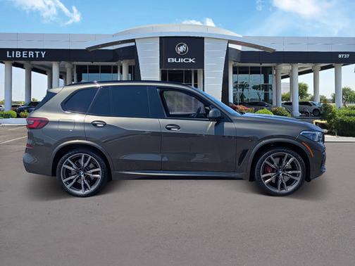 2023 BMW X5 M50i