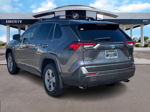 2024 Toyota RAV4 Hybrid XLE