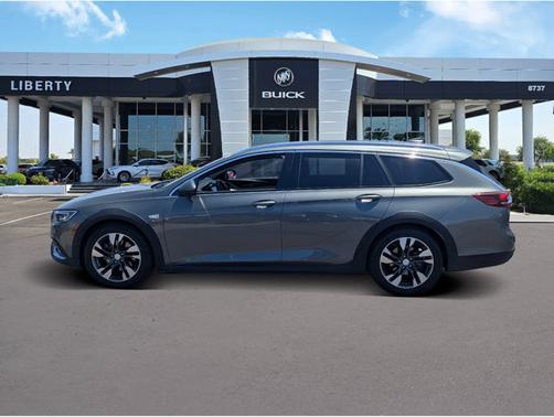 2018 Buick Regal TourX Essence