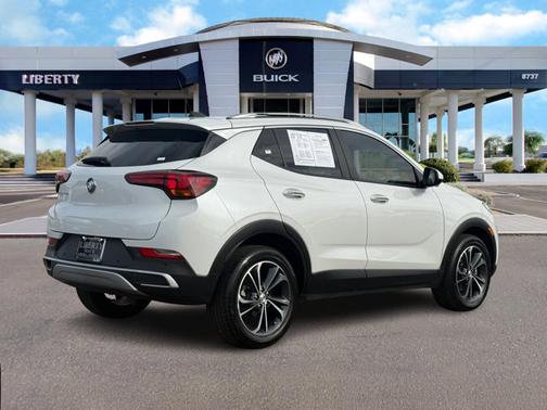 2022 Buick Encore GX Select