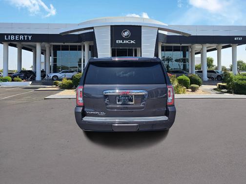 2017 GMC Yukon XL Denali