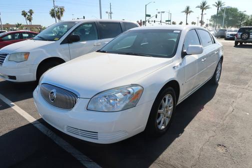 Photo 2 of 5 of 2008 Buick Lucerne CXL