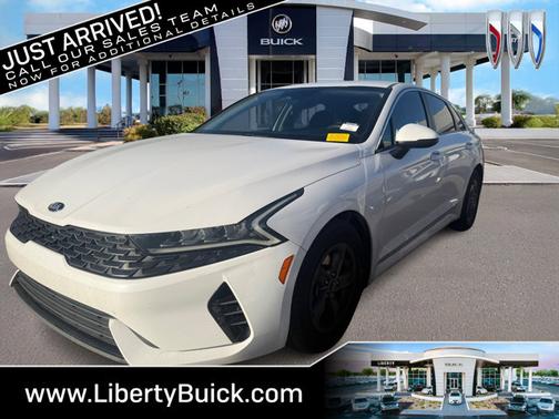 Glacial White Pearl 2021 Kia K5 LXS