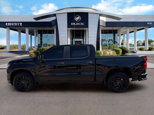 Black 2022 Chevrolet Silverado 1500 Custom