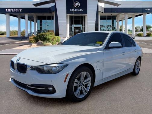 Alpine White 2017 BMW 330e iPerformance