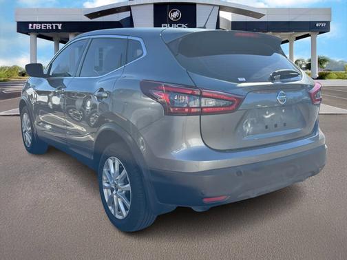 2022 Nissan Rogue Sport S