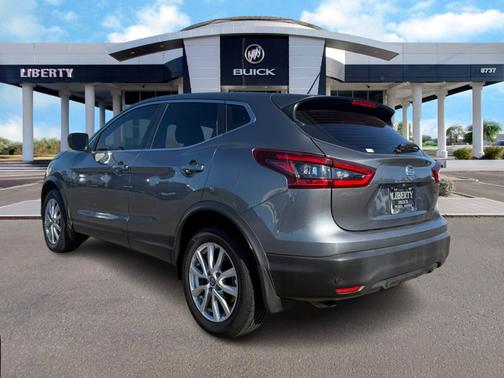 2022 Nissan Rogue Sport S