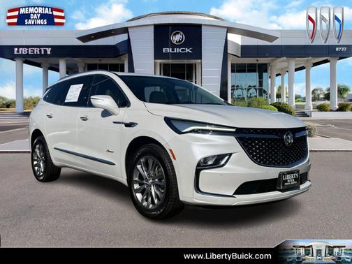 White Frost Tricoat 2023 Buick Enclave Avenir