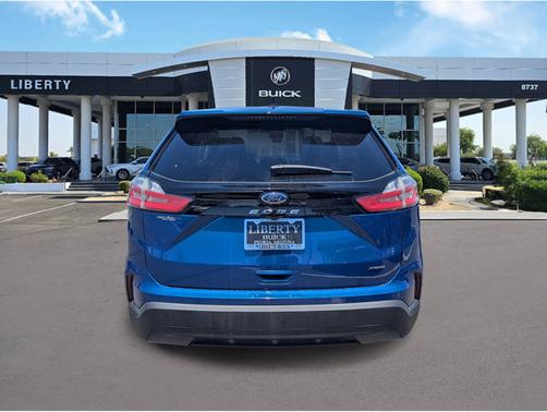 2022 Ford Edge SE